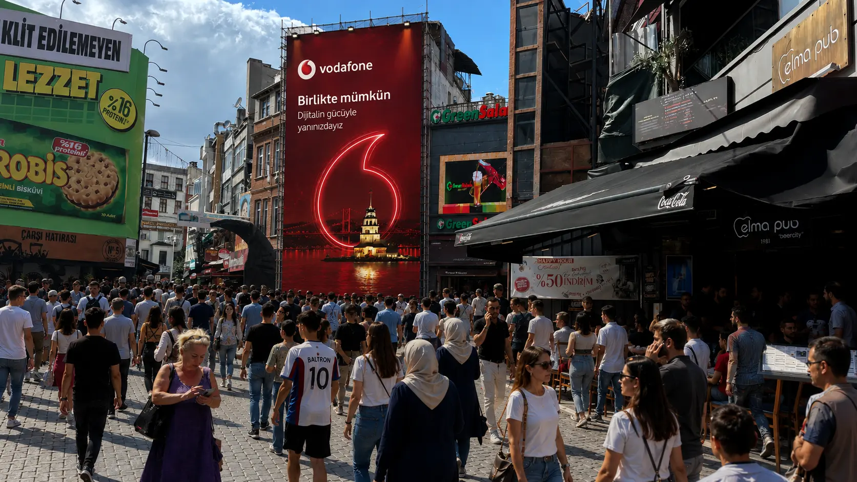 Beşiktaş Çarşı açıkhava reklam alanı